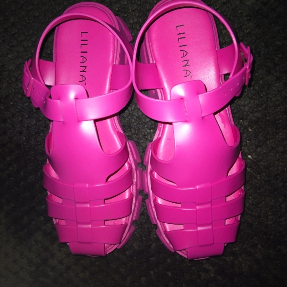 Liliana Fisherman Sandals